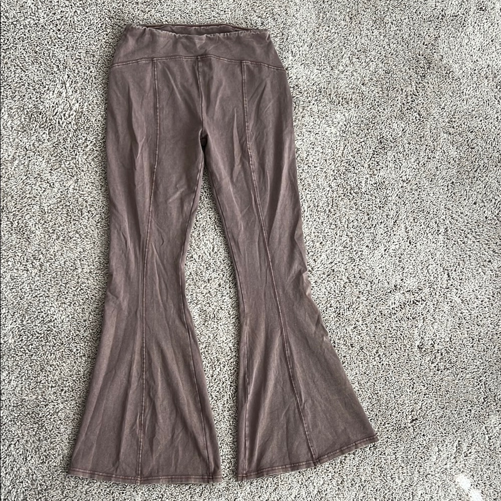 Women’s M Urban Outfitters - 70s Brown Flared Pants - Excellent Condition